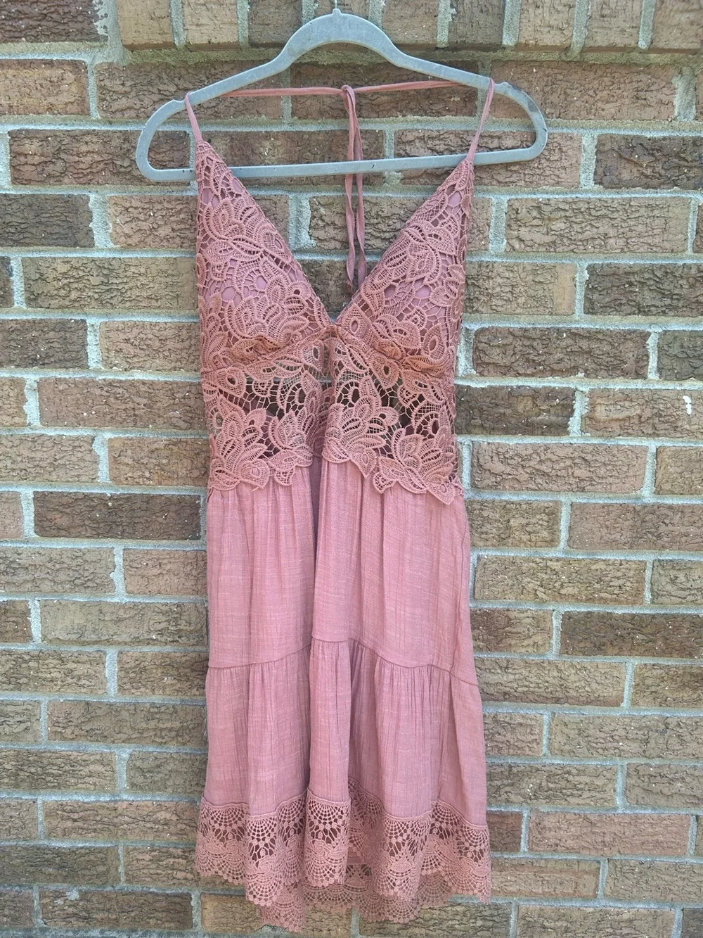 Rebellion Dusty Rose Lace-Trim Backless Sundress size large - Picture 5 of 11